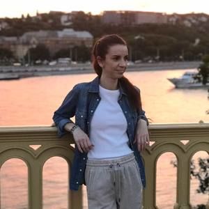 Meet your Posher, Anna